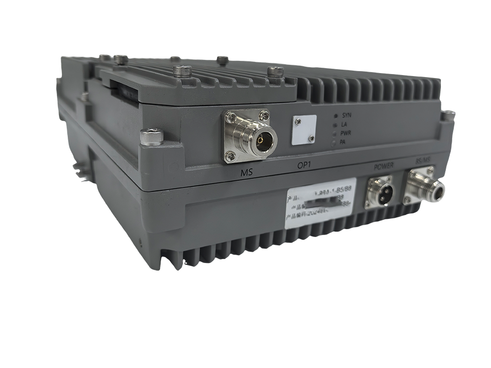  留坝三频手机信号接收器2000㎡